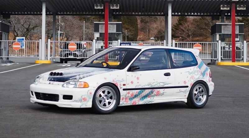 Honda Civic Estilo EG6 dengan Tema Batik Hokokai  