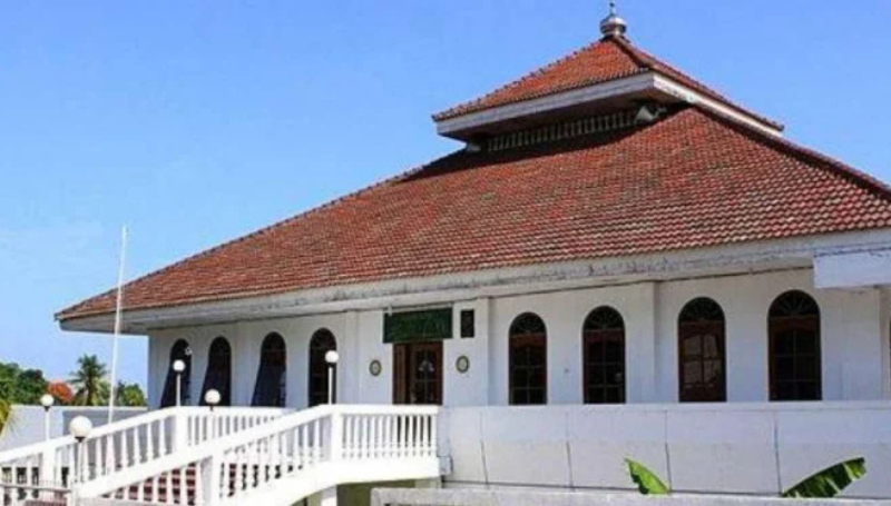 Fakta Menarik Masjid Air Mata di Kupang NTT